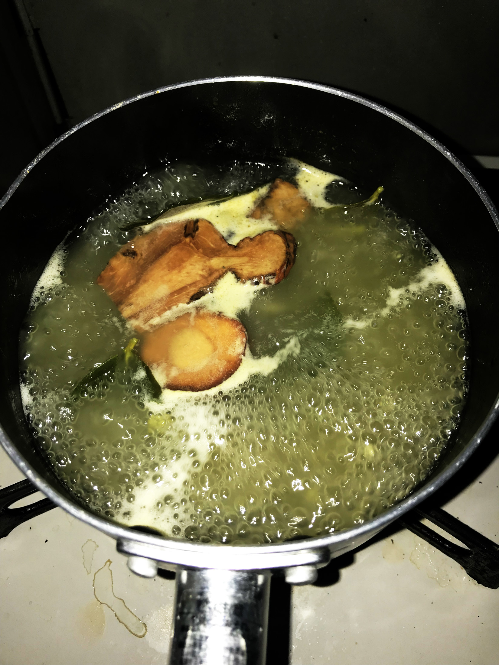 トムヤムクン ナームコン クリーミーver タイ料理レシピ 食べタイｂｌｏｇ