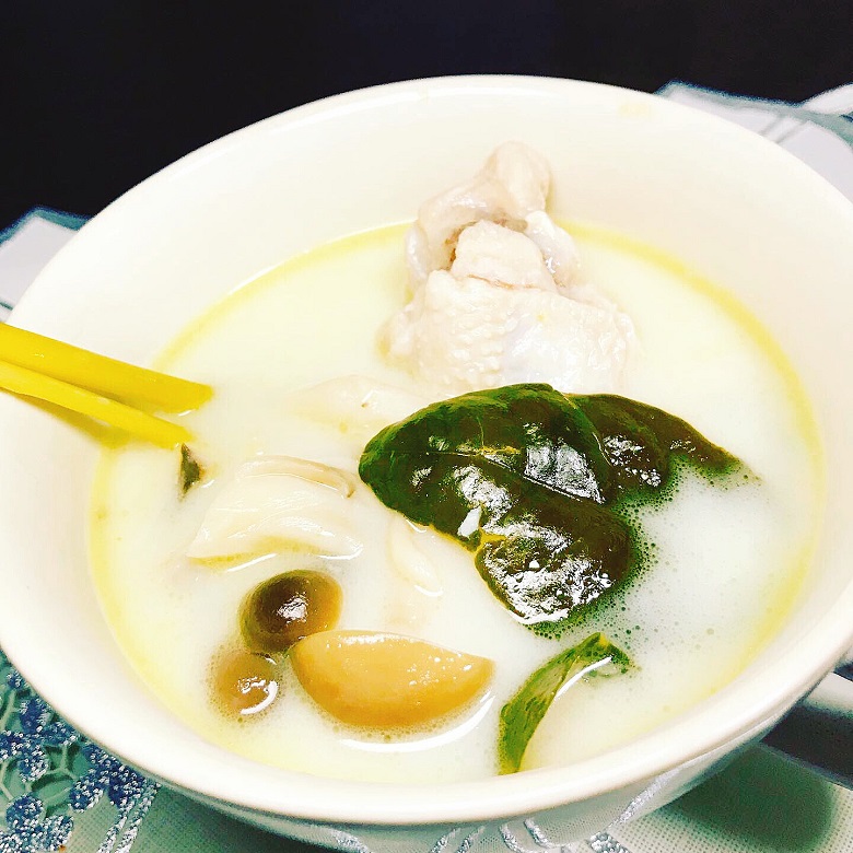 トムカーガイ ✦tom ka gai✦|タイ料理レシピ 食べタイｂｌｏｇ