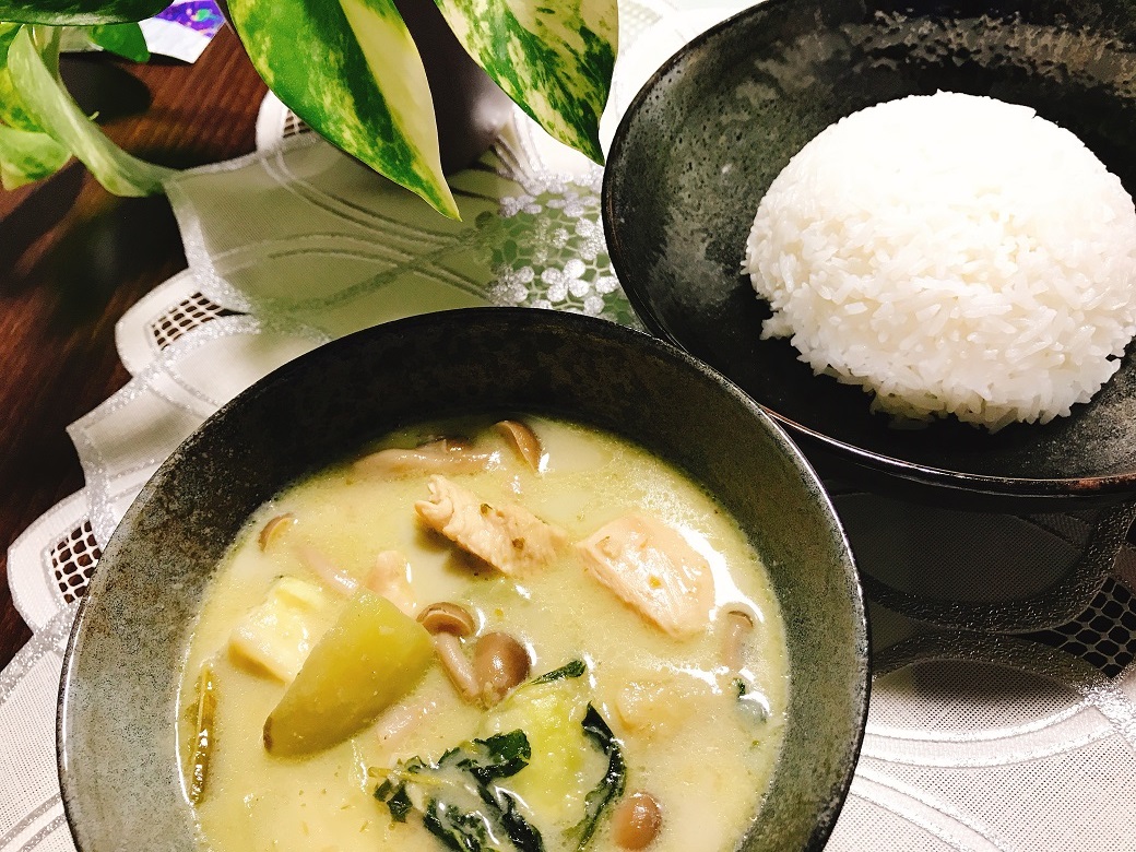 グリーンカレーとジャスミンライス