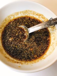 ハーブ入り米粉を混ぜた唐揚げタレ