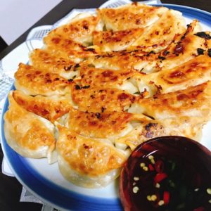 ガパオ餃子とナンプラータレ