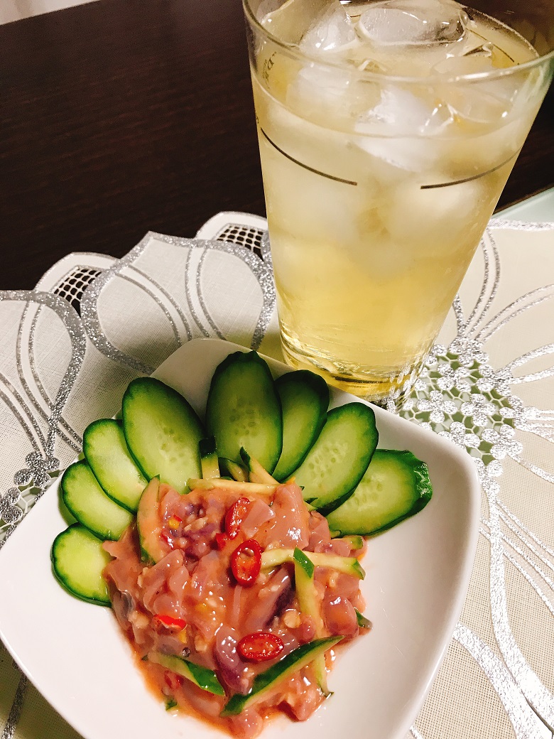 塩辛ヤムとハイボール