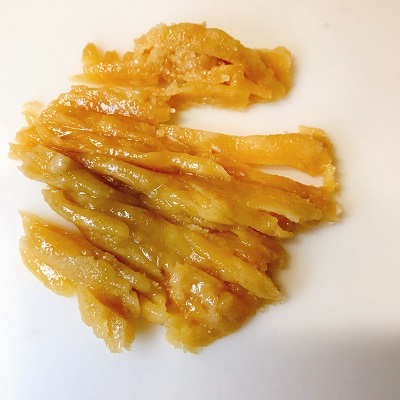 細かくスライスしたパームシュガー