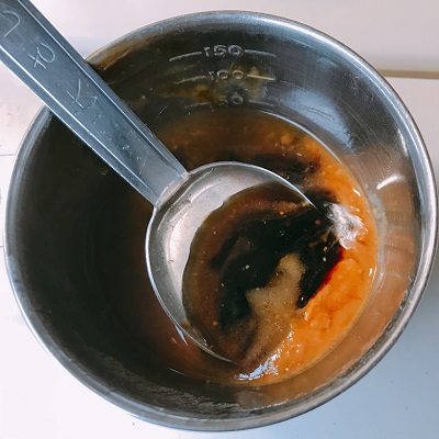 混ぜ合わせた調味料