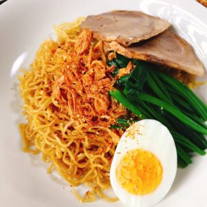 タイ風油そば　バミーヘーン