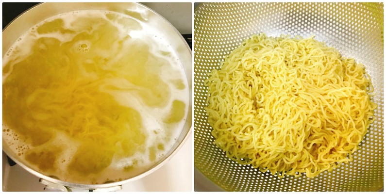 麺を茹でざるに上げる