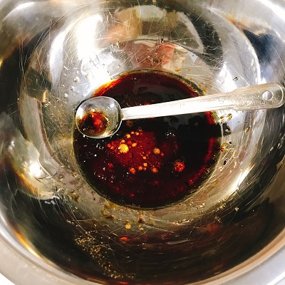 混ぜ合わせた油そば調味料
