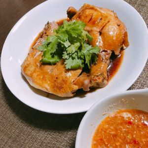 鳥足のナンプラー煮とつけタレ