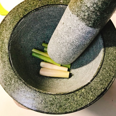 タイ石臼のクロック