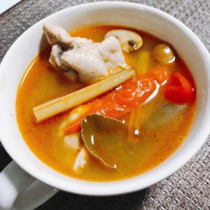鶏肉のトムヤム
