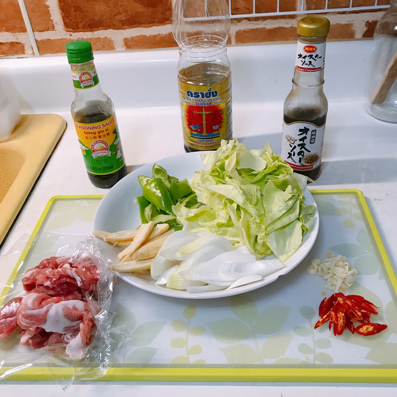 タイ風野菜炒め材料